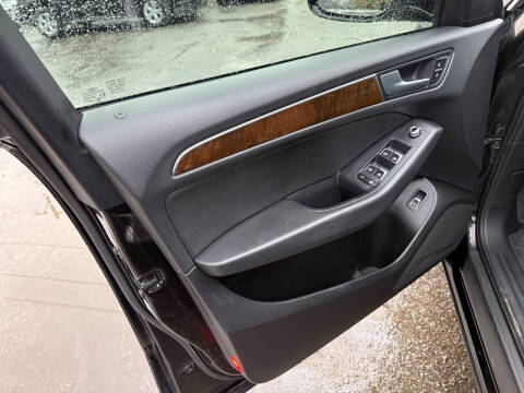 2017 Audi Q5 2.0T quattro Premium