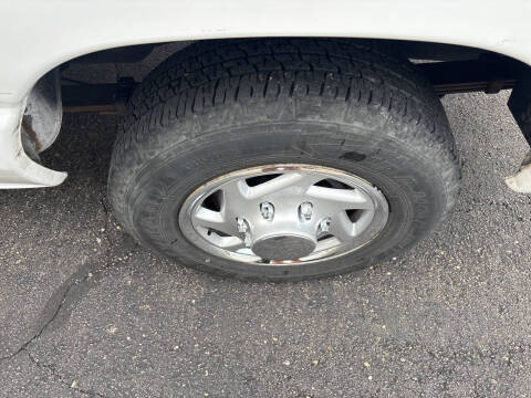 2011 Ford E-Series E-150 XL