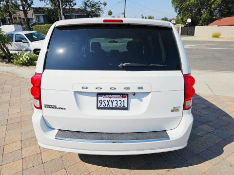 2016 Dodge Grand Caravan SXT