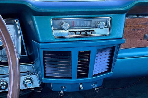 1963 Lincoln CONTINENTIAL