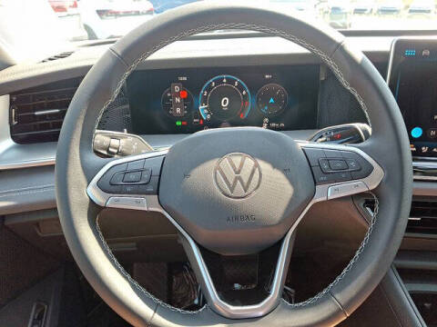 2025 Volkswagen Tiguan SE 4Motion