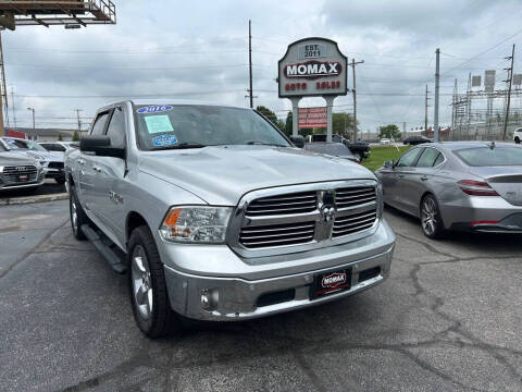 2016 RAM 1500 SLT