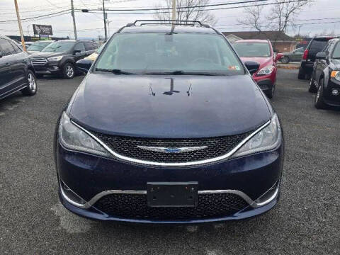 2018 Chrysler Pacifica Touring L Plus