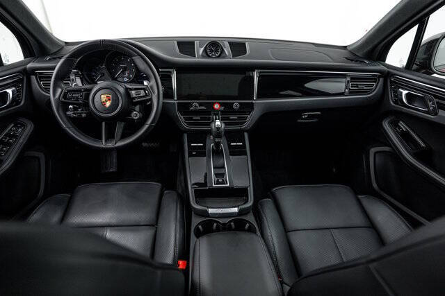 2026 Porsche Macan T