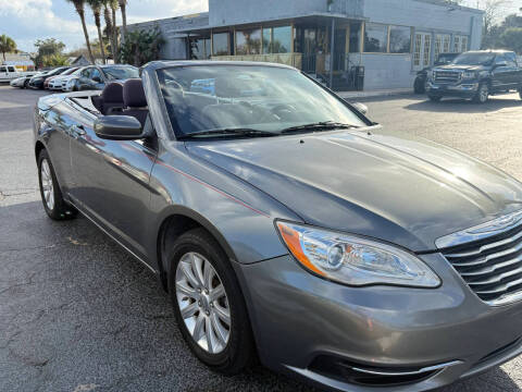 2012 Chrysler 200 Touring