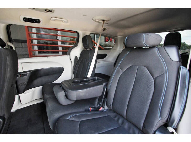 2021 Chrysler Pacifica Touring