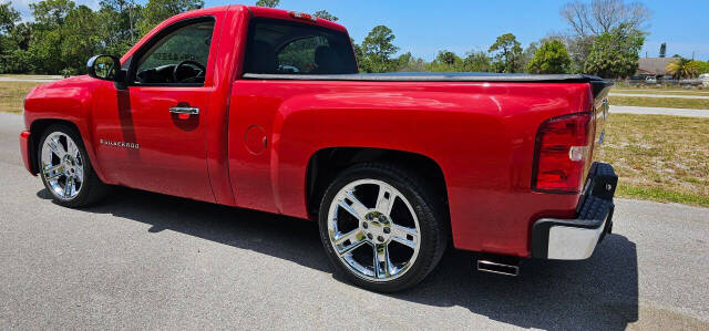 2007 Chevrolet Silverado 1500 for sale at FLORIDA CORVETTE EXCHANGE LLC in Hudson, FL