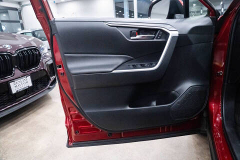 2023 Toyota RAV4 Hybrid XLE Premium