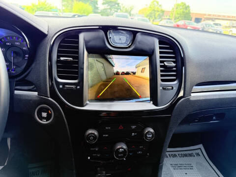 2018 Chrysler 300 S