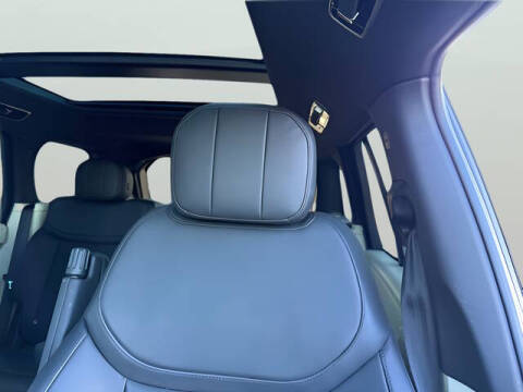 2023 Land Rover Range Rover P400 SE