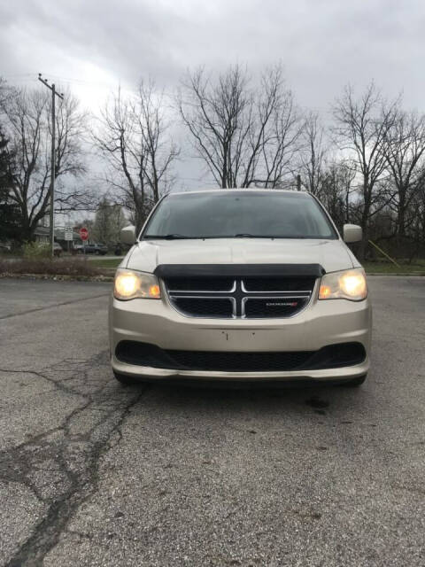 2014 Dodge Grand Caravan for sale at AUTO SALE 4949 in Columbus, OH