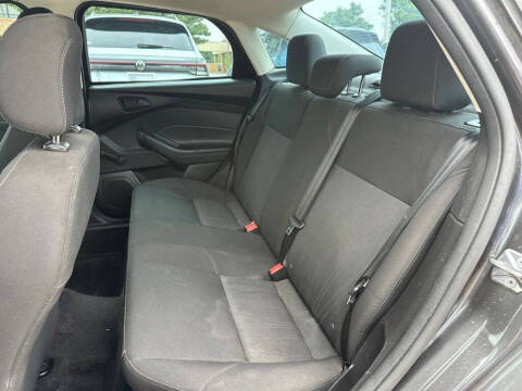 2016 Ford Focus S