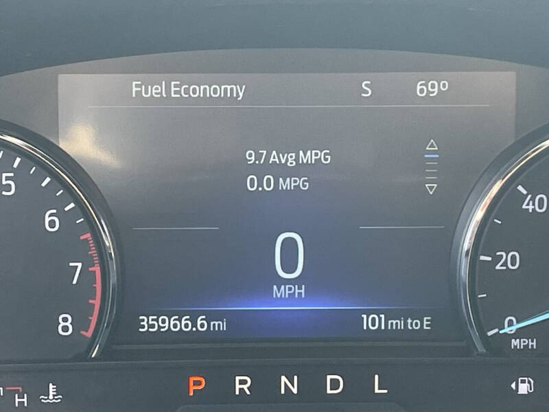 2023 Ford Explorer ST-Line