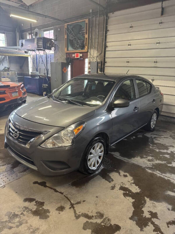 2017 Nissan Versa 1.6 S Plus
