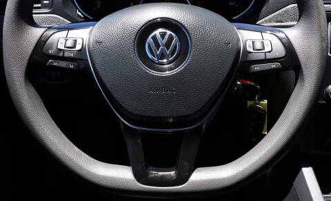 2016 Volkswagen Jetta