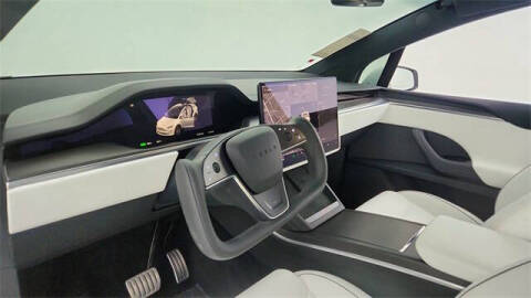 2024 Tesla Model X Plaid