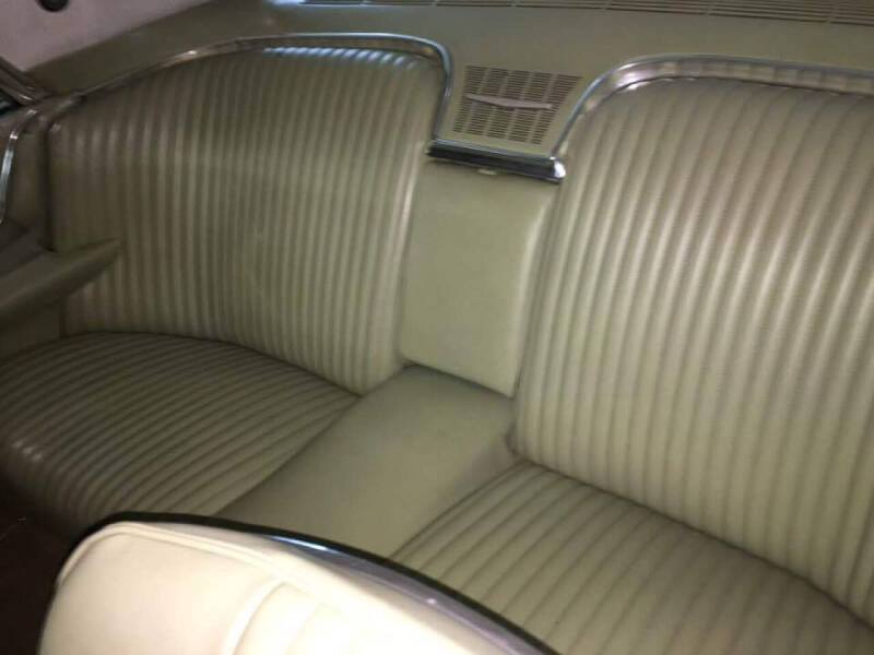 1964 Ford Thunderbird