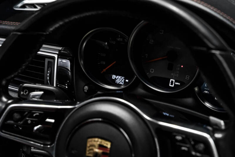 2017 Porsche Macan S