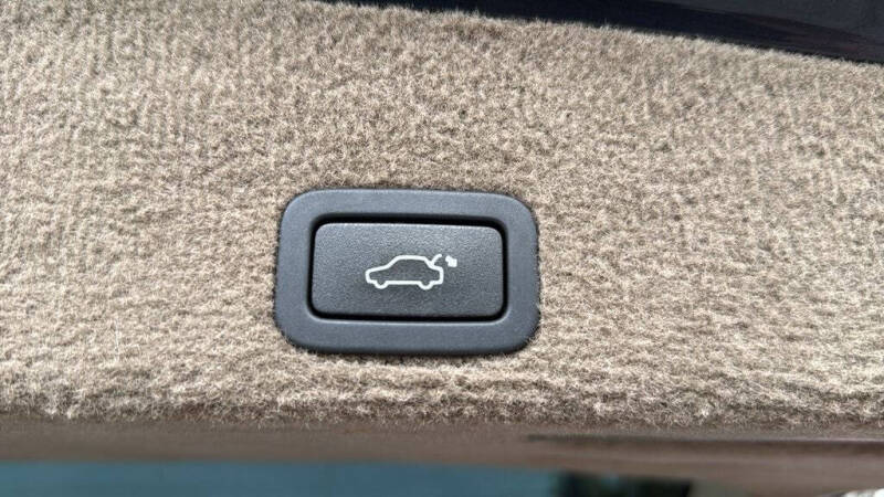 2015 Volvo XC60 T6 Drive-E Premier Plus