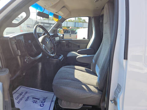 2016 Chevrolet Express 2500