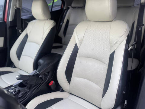 2014 Mazda MAZDA3 s Grand Touring