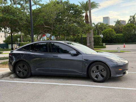 2021 Tesla Model 3 Standard Range Plus