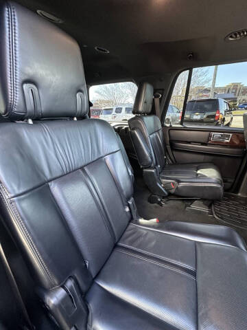 2017 Lincoln Navigator Select