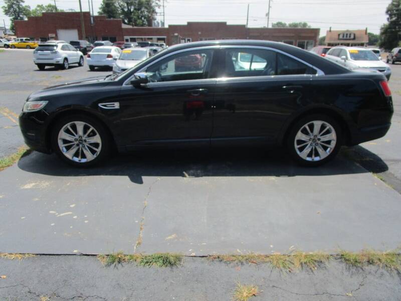 2010 Ford Taurus for sale at Taylorsville Auto Mart in Taylorsville NC