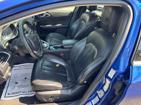 2015 Chrysler 200 C