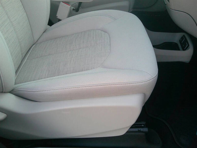 2017 Chrysler Pacifica Hybrid Touring Plus