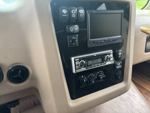 2015 Ford GEORGETOWN FOREST RIVER