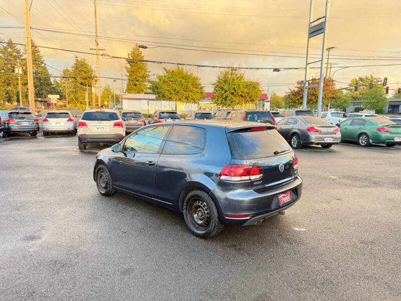 2010 Volkswagen Golf 2.5L PZEV