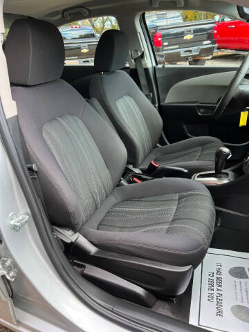 2015 Chevrolet Sonic LT Auto