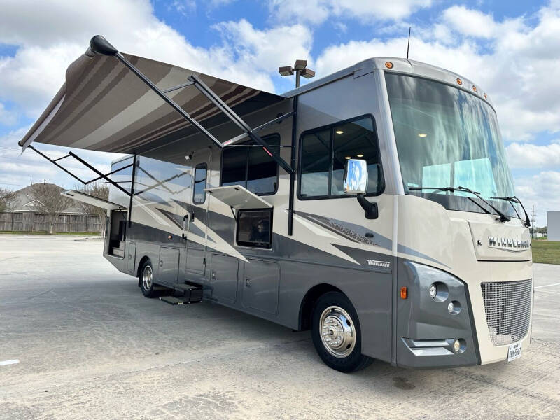 2022 Winnebago Sunstar 31B Bunk Beds, Outside Kitchen,  for sale at Top Choice RV in Spring TX