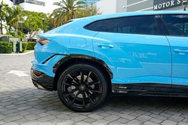2024 Lamborghini Urus S