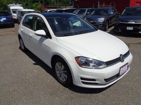2016 Volkswagen Golf TSI SE