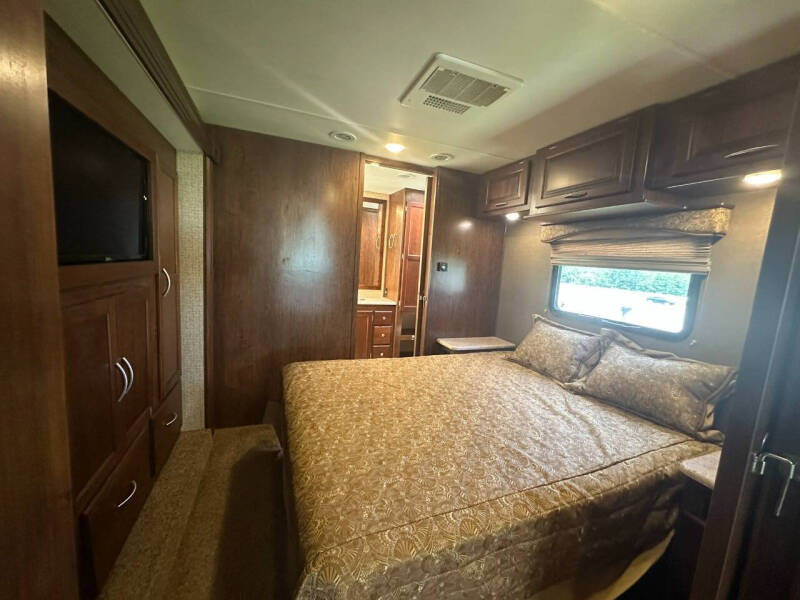 2016 Coachmen Mirada
