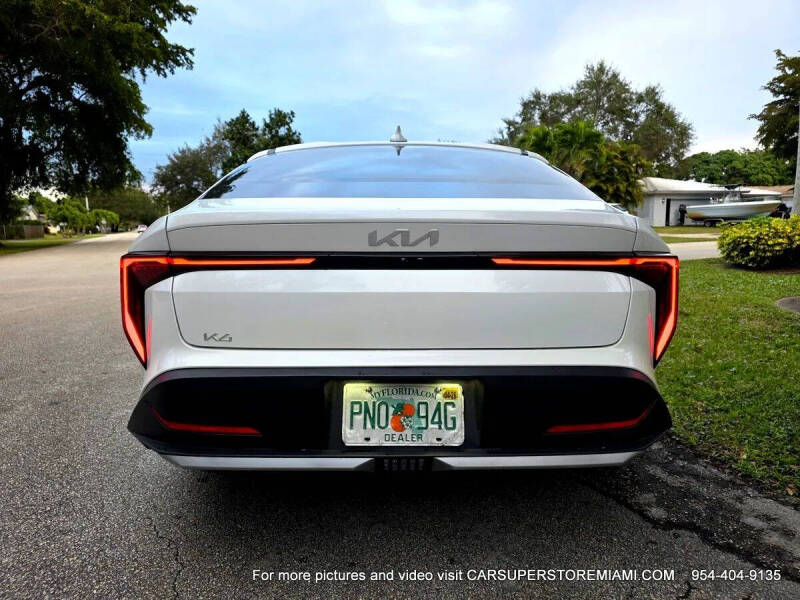 2025 Kia K4
