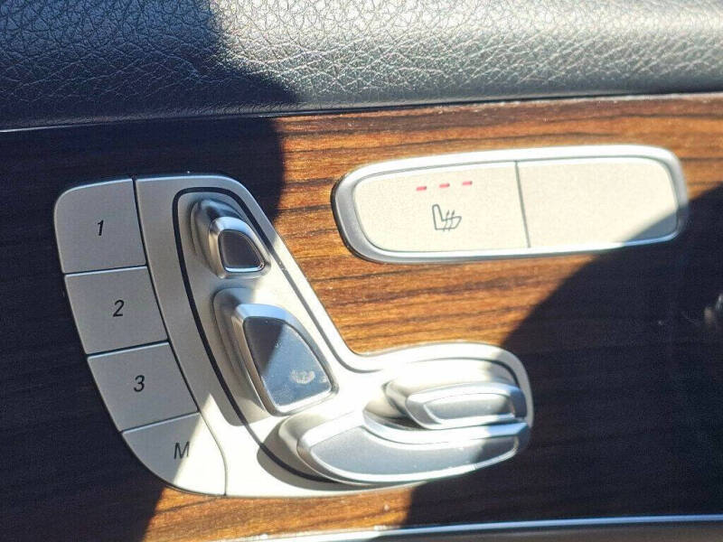 2018 Mercedes-Benz GLC GLC 300 4MATIC