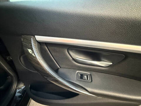 2017 BMW 3 Series 330i