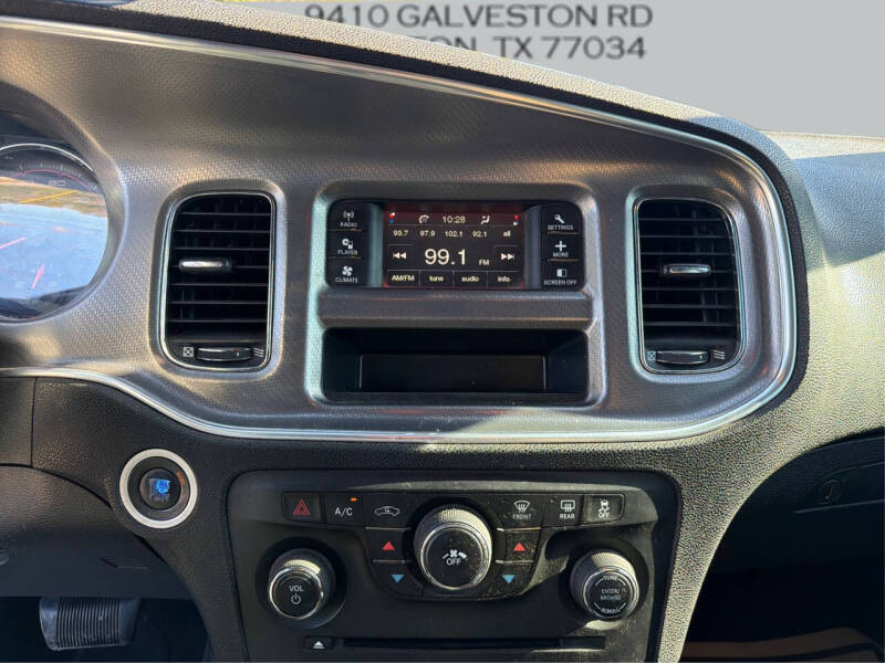 2011 Dodge Charger SE