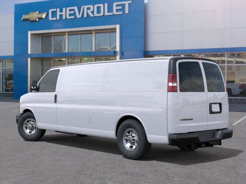 2026 Chevrolet Express 2500