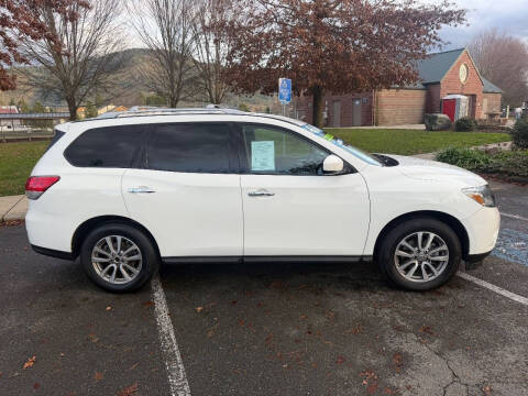 2015 Nissan Pathfinder S