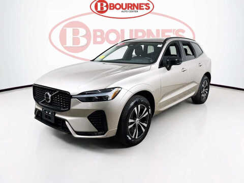 2025 Volvo XC60 B5 Core Dark Theme