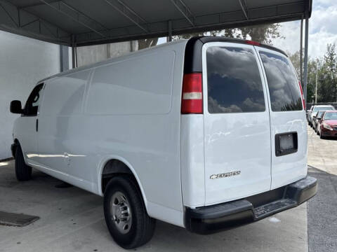2020 Chevrolet Express 2500