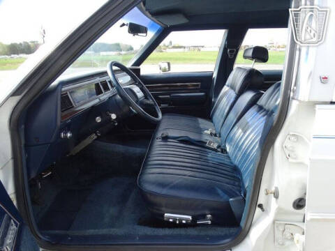 1985 Ford LTD Crown Victoria