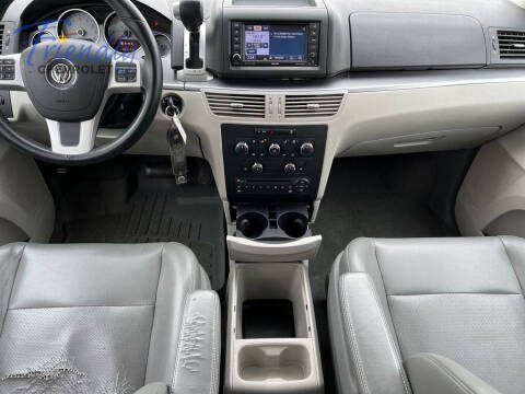 2014 Volkswagen Routan