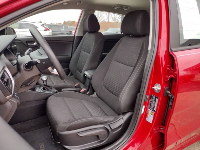 2023 Kia Rio 5-Door S