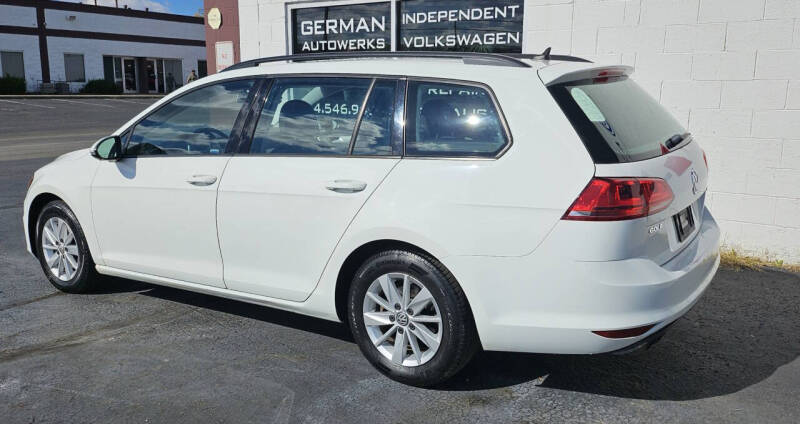 2017 Volkswagen Golf SportWagen TSI S