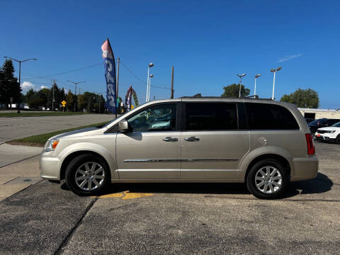 2015 Chrysler Town and Country Touring
